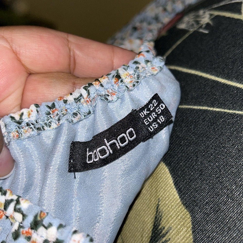 Off the shoulder maxi dress by boohoo in blue floral sz 22 - Picture 8 of 11